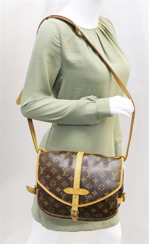 louis vuitton monogram saumur 30.